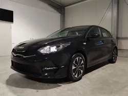 Schwarz Neu 2025 Kia Ceed Limousine | 22.858 € (Guter Preis)