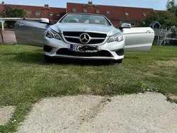 Silber Gebraucht 2013 Mercedes E200 Cabrio | 16.000 €