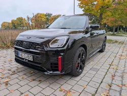 Schwarz Gebraucht 2025 Mini John Cooper Works Countryman SUV | 40.900 € (Guter Preis)