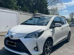 Weiß Gebraucht 2018 Toyota Yaris Limousine | 13.700 € (Fairer Preis)
