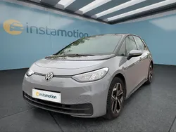 Grau Gebraucht 2021 VW ID.3 Pro Kleinwagen | 21.949 € (Guter Preis)