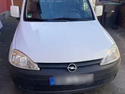 Weiß Gebraucht 2008 Opel Combo Van / Kleinbus | 5.000 € (Teuer)
