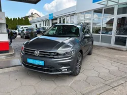Grau Gebraucht 2019 VW Tiguan Highline SUV | 26.490 € (Guter Preis)