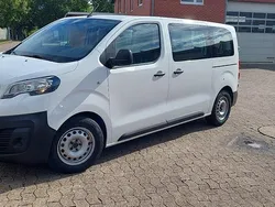 Weiß Gebraucht 2020 Peugeot Traveller Van / Kleinbus | 23.980 €