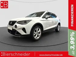Weiss Gebraucht 2024 Seat Arona FR SUV | 22.450 € (Fairer Preis)