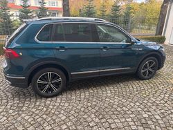 Grün Gebraucht 2021 VW Tiguan Elegance SUV | 22.990 € (Superpreis)