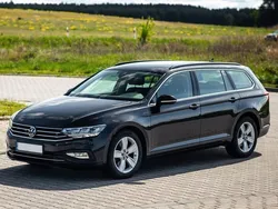 Schwarz Gebraucht 2020 VW Passat Business Kombi | 18.799 € (Guter Preis)