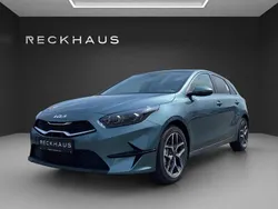 Grau Neu 2025 Kia Ceed Style Limousine | 26.950 € (Etwas zu teuer)