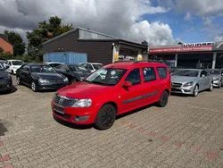 Rot "passion" Gebraucht 2011 Dacia Logan MCV Lauréate Kombi | 1.990 € (Superpreis)