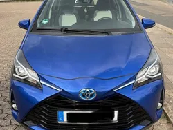 Blau Gebraucht 2018 Toyota Yaris Hybrid Team Kleinwagen | 15.190 € (Fairer Preis)