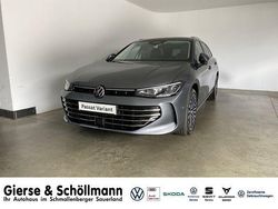 Grau Neu 2025 VW Passat Elegance Kombi | 47.950 € (Fairer Preis)