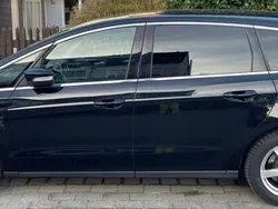 Schwarz Gebraucht 2016 Ford S-MAX Titanium Van / Kleinbus | 18.550 € (Superpreis)