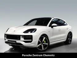 Weiß Gebraucht 2024 Porsche Cayenne S E-Hybrid SUV | 119.870 € (Etwas zu teuer)