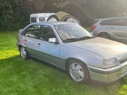 Gebraucht 1991 Opel Kadett Limousine | 14.000 €