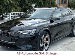 Mythosschwarz Gebraucht 2022 Audi e-tron Sport SUV | 52.900 € (Fairer Preis)