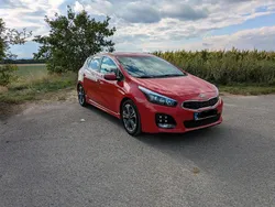 Rot Gebraucht 2015 Kia Ceed GT GT-Line Limousine | 8.950 € (Fairer Preis)