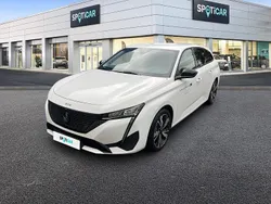 Weiß (metallic) Gebraucht 2023 Peugeot 308 Allure Kombi | 24.890 € (Fairer Preis)