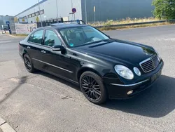 Schwarz Gebraucht 2002 Mercedes E500 Limousine | 7.999 € (Fairer Preis)