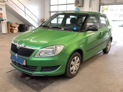 Grün Gebraucht 2012 Skoda Fabia Family Kleinwagen | 6.300 € (Etwas zu teuer)