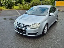 Silber Gebraucht 2005 VW Jetta Comfortline Limousine | 3.199 € (Etwas zu teuer)