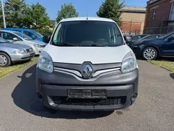Weiß Gebraucht 2016 Renault Kangoo Van / Kleinbus | 7.490 € (Etwas zu teuer)