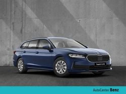 Blau Neu 2025 Skoda Superb Essence Kombi | 35.890 € (Superpreis)
