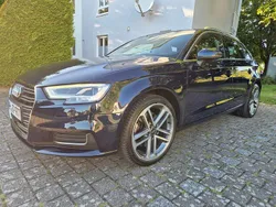 Blau Gebraucht 2019 Audi A3 Sportback Kombi | 19.500 € (Fairer Preis)