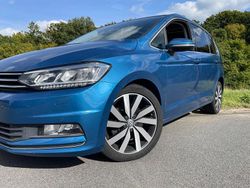 Blau Gebraucht 2016 VW Touran R-line Van / Kleinbus | 19.800 € (Guter Preis)