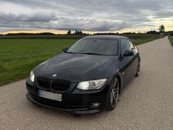 Schwarz Gebraucht 2010 BMW 325 M Performance Coupé | 8.690 €