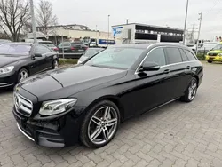 Schwarz Gebraucht 2020 Mercedes E400 AMG line Kombi | 19.700 €