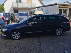 Grau Gebraucht 2013 Skoda Superb GreenLine Kombi | 2.790 €