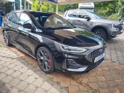 Schwarz Gebraucht 2022 Ford Focus ST Limousine | 27.790 € (Fairer Preis)