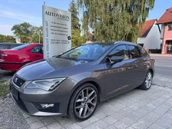 Grau Gebraucht 2015 Seat Leon ST FR Kombi | 11.850 € (Fairer Preis)