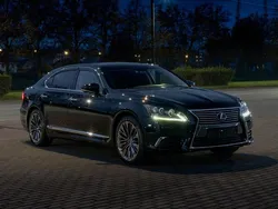 Schwarz Gebraucht 2013 Lexus LS600 Limousine | 30.000 €