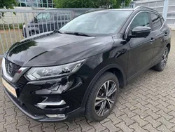 Black (m) Gebraucht 2018 Nissan Qashqai N-Connecta SUV | 15.850 € (Fairer Preis)