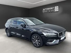 Black solid "stone" / solid Gebraucht 2021 Volvo V60 Inscription Kombi | 25.980 € (Superpreis)
