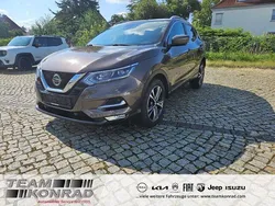 Braun Gebraucht 2019 Nissan Qashqai N-Connecta SUV | 16.990 € (Fairer Preis)