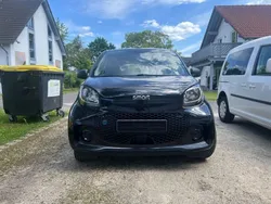 Schwarz Gebraucht 2021 Smart ForTwo Electric Drive Cabrio | 11.190 € (Guter Preis)