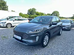 Grau Gebraucht 2022 Ford Kuga Titanium SUV | 19.999 € (Guter Preis)