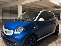 Blau Gebraucht 2016 Smart ForFour Prime Kleinwagen | 12.900 € (Etwas zu teuer)