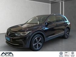 Schwarz Gebraucht 2023 VW Tiguan Life SUV | 32.888 € (Fairer Preis)