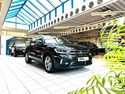 Schwarz Gebraucht 2023 VW T-Roc R-line SUV | 29.990 € (Fairer Preis)