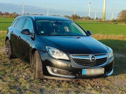 Schwarz Gebraucht 2015 Opel Insignia Kombi | 6.799 € (Fairer Preis)