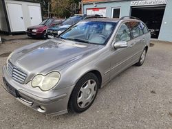 Silber Gebraucht 2004 Mercedes C200 Elegance Kombi | 1.200 € (Superpreis)