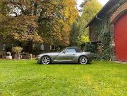 Grau Gebraucht 2004 BMW Z4 Sport Line Cabrio | 8.500 € (Superpreis)