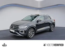 Deep black perleffekt Gebraucht 2025 VW T-Roc Style SUV | 26.260 € (Guter Preis)
