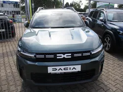 Zedergrün Neu 2025 Dacia Bigster Journey SUV | 30.220 € (Fairer Preis)