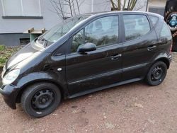 Schwarz Gebraucht 2001 Mercedes 170 Limousine | 1.150 €