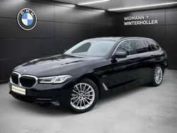 Schwarz Gebraucht 2022 BMW 520 Kombi | 31.330 € (Fairer Preis)