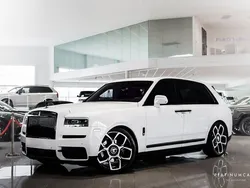 Weiß Gebraucht 2020 Rolls Royce Cullinan SUV | 396.303 € (Etwas zu teuer)